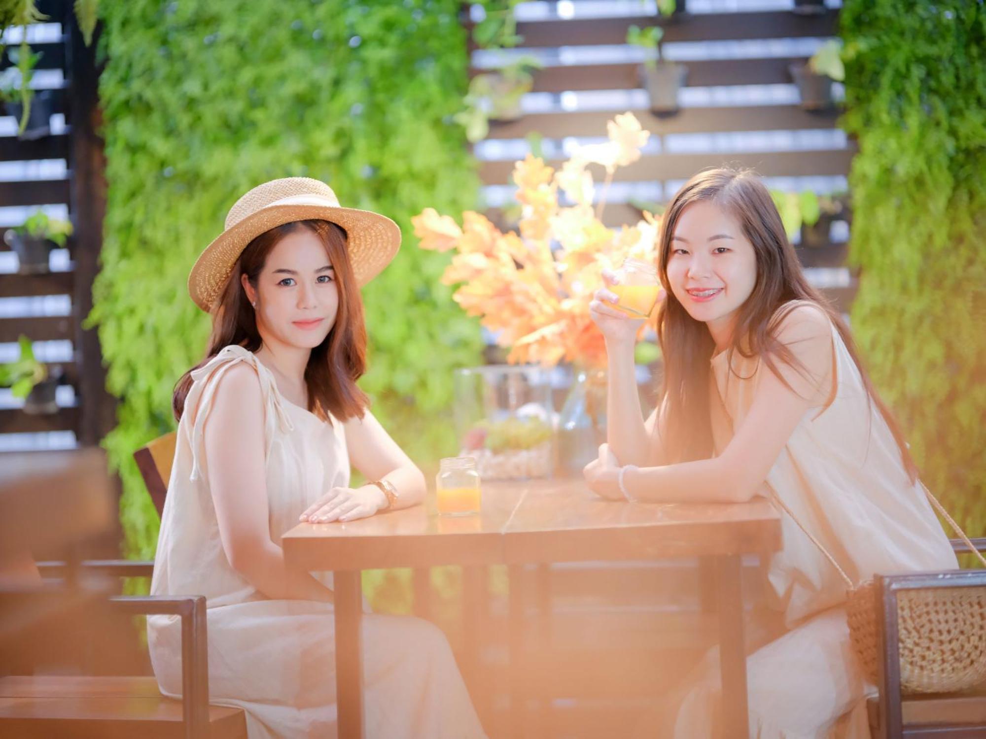 9.5Hotel Chiangmai Chiang Mai Buitenkant foto