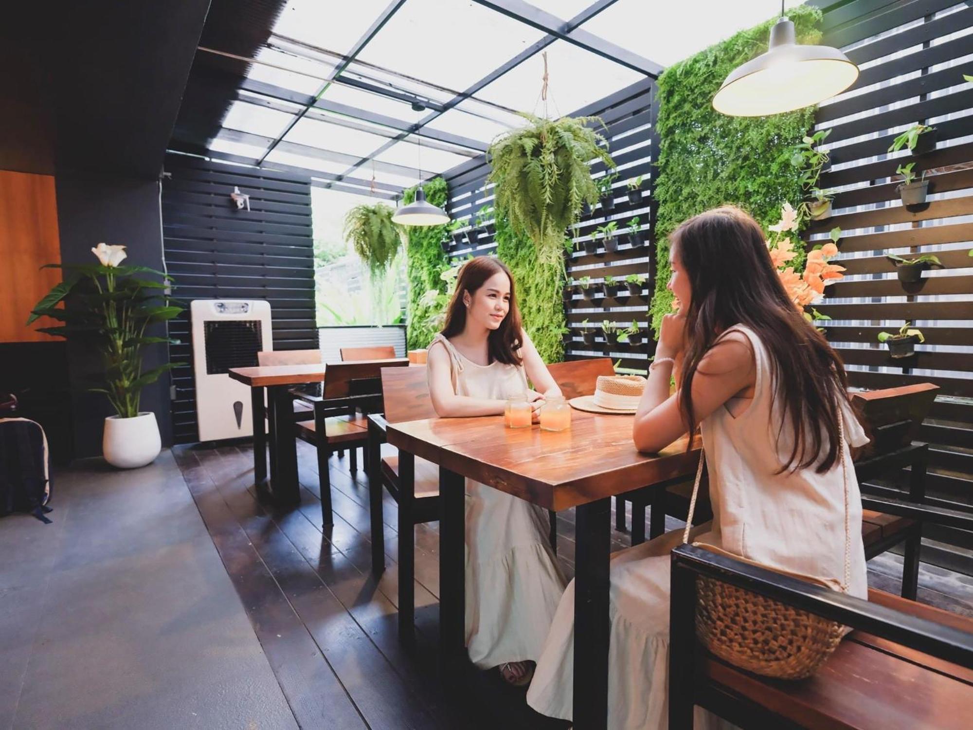 9.5Hotel Chiangmai Chiang Mai Buitenkant foto